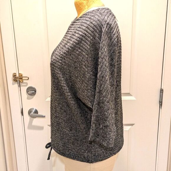 3/$30 NWT Reitmans XXL Batwing Sleeve Tie Bottom Knit Sweater - Picture 6 of 10